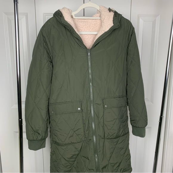 Reversible Green/Fleece jacket. - Picture 2 of 11